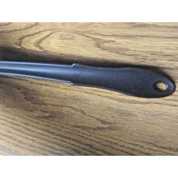 Debra's Kitchen Ladle HEAT RESISTANT 13" double spout Made in USA curved handle - Picture 3 of 9